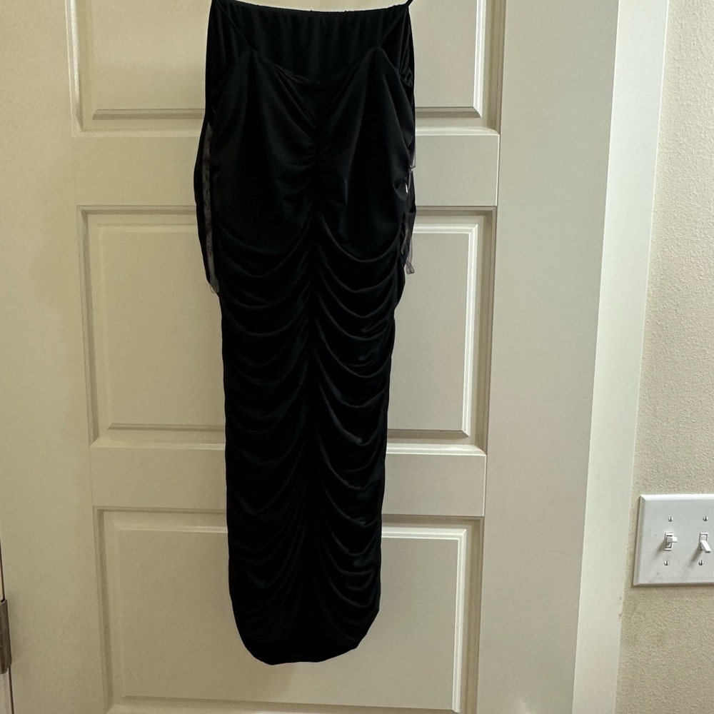 Windsor Black Ruched Bodycon Mini Dress - Picture 4 of 6